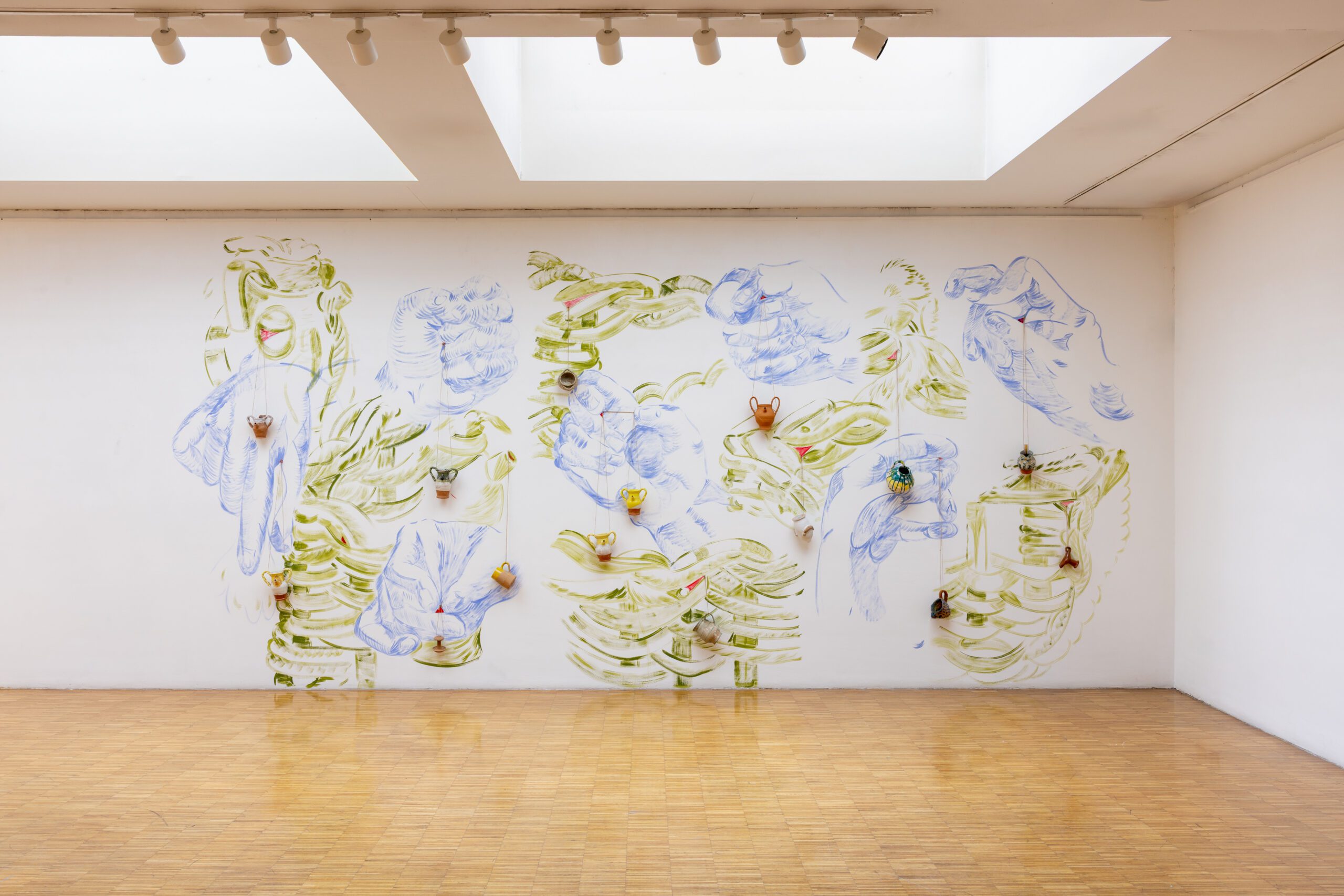 Wall painting and ceramic vases, Stratigrafie del Vivente, MAC Lissone, 2026,  Photo courtesy: Roberto Marossi